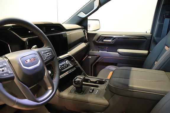 GMC Sierra 13 of 26