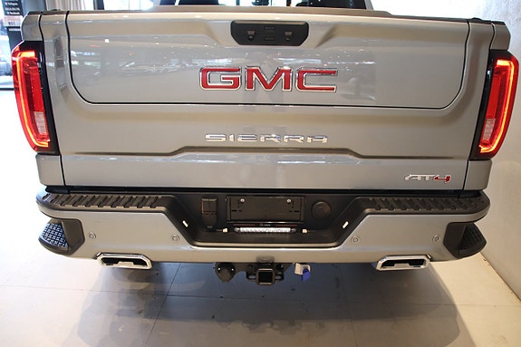 GMC Sierra 26 of 26