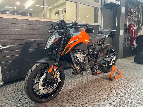 KTM 790 Duke "Järvsö Edition" 9 of 10