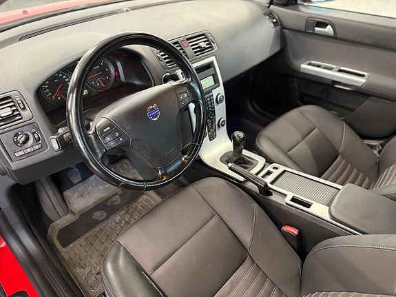 Volvo V50 9 of 16