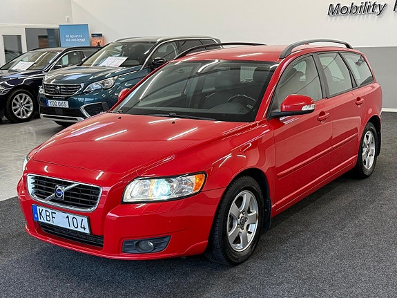 Volvo V50 4 of 16