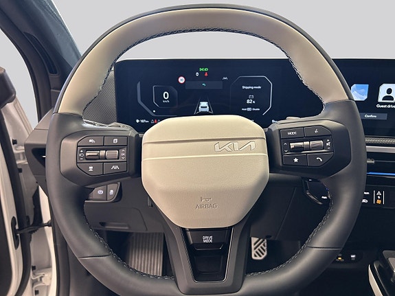 Kia EV6 11 of 14
