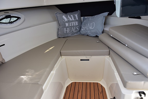Quicksilver Captur 755 Pilothouse med den rätta motorn Mercury V6 200 hk 5 of 5