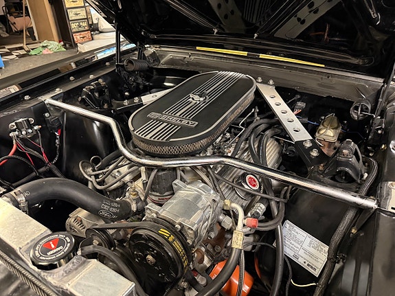 Ford Mustang 21 of 22