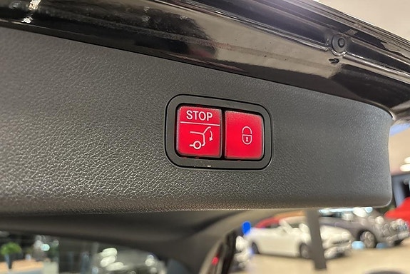 Mercedes-Benz E300 de 16 of 19