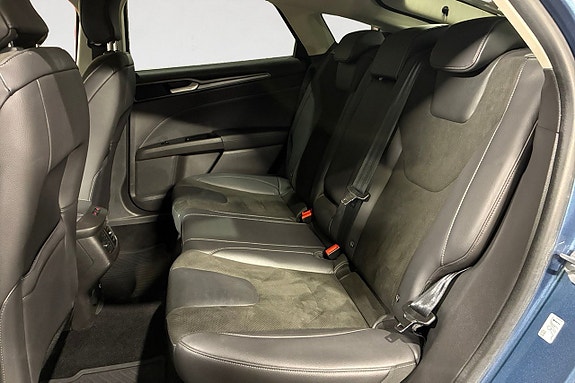 Ford Mondeo 14 of 17