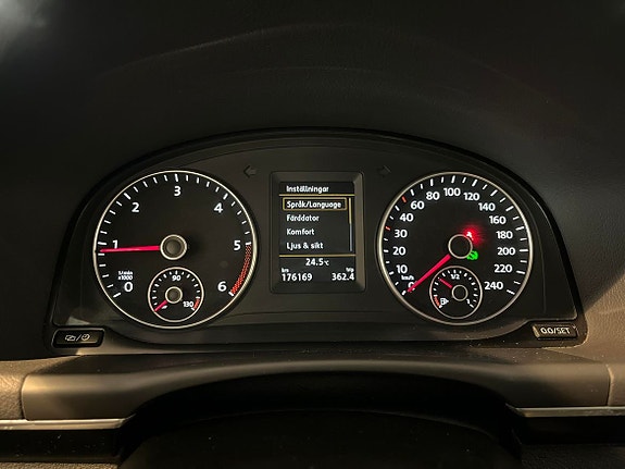 Volkswagen Touran 20 of 23