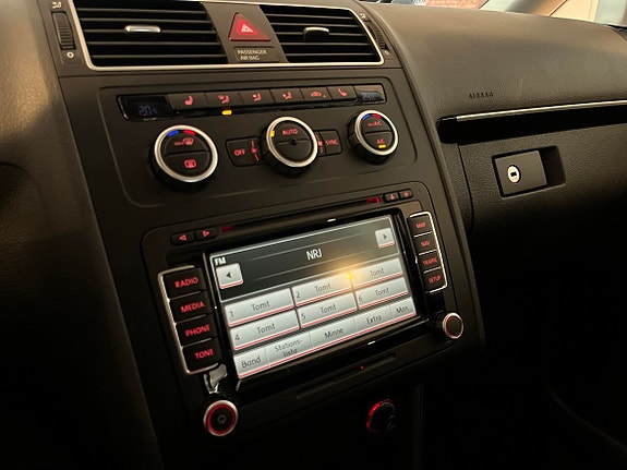 Volkswagen Touran 19 of 23