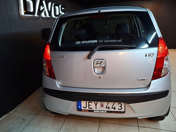 Hyundai i10 8 of 8