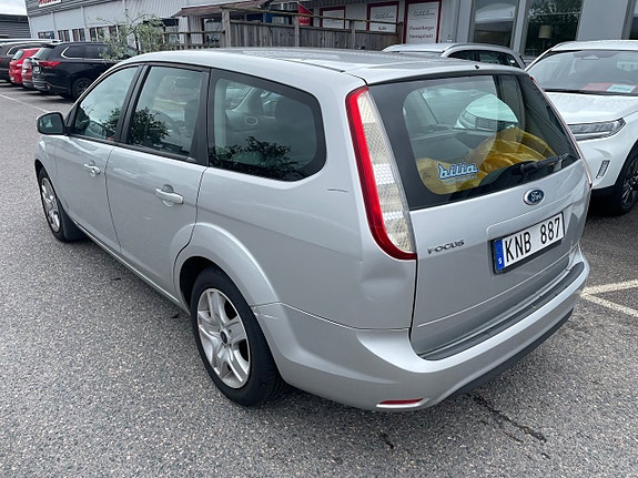 Ford Focus 7 of 11