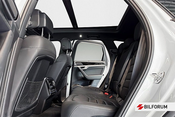 Volkswagen Touareg 9 of 20