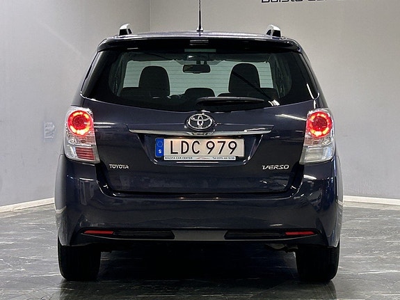 Toyota Verso 7 of 23