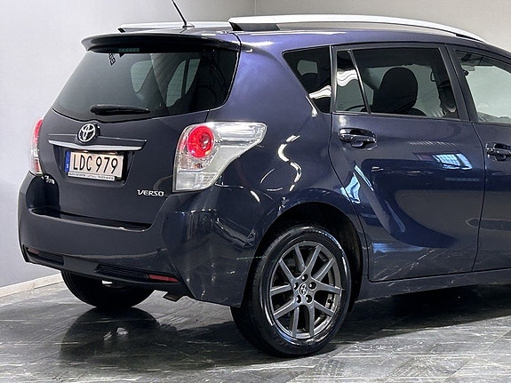 Toyota Verso 9 of 23