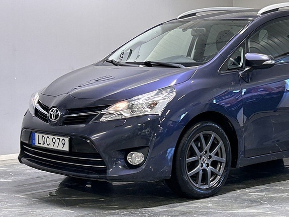 Toyota Verso 3 of 5