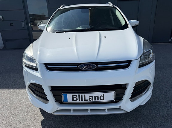 Ford Kuga 2 of 5