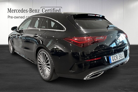 Mercedes-Benz CLA200 4 of 5