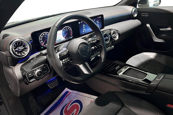 Mercedes-Benz CLA200 7 of 16