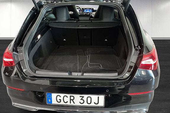 Mercedes-Benz CLA200 13 of 16