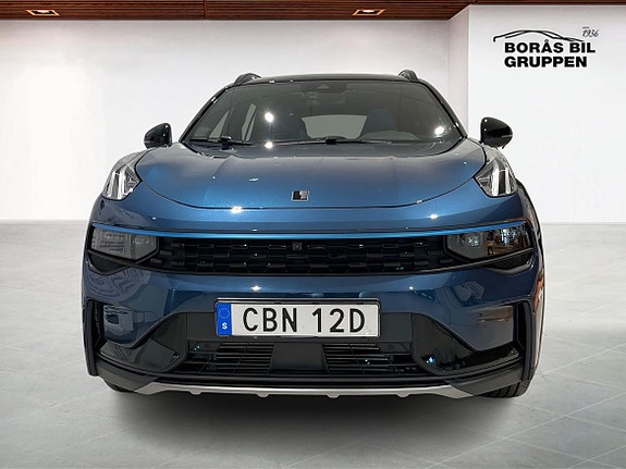 Lynk & Co 01 8 of 14