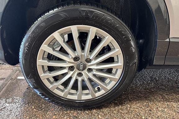 Audi Q2 11 of 12