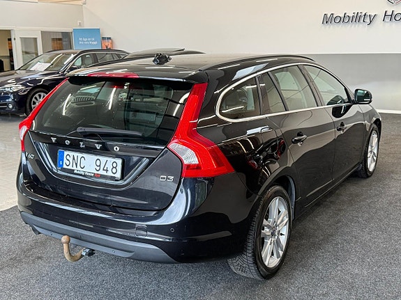Volvo V60 5 of 20