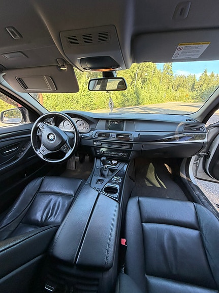 BMW 520d 13 of 18