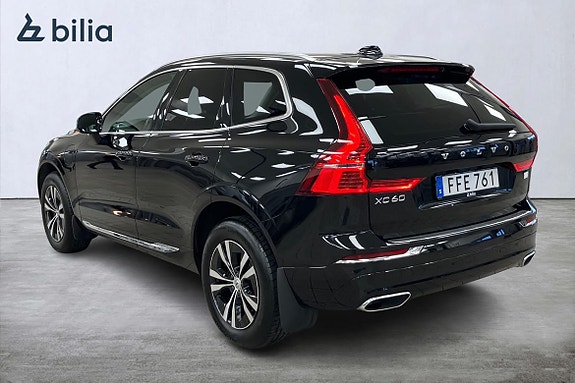 Volvo XC60 2 of 5
