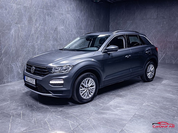 Volkswagen T-Roc 3 of 5