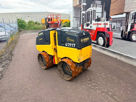 Bomag BMP 8500 2 of 5