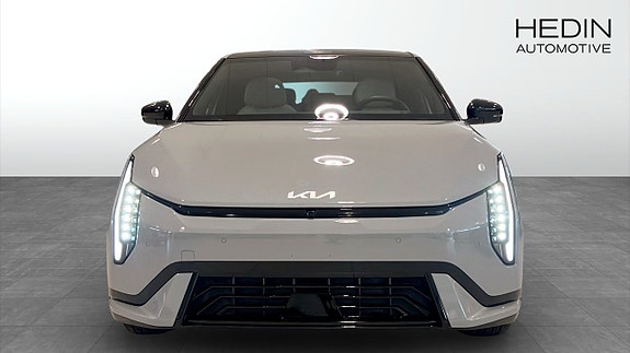 Kia EV4 2 of 19