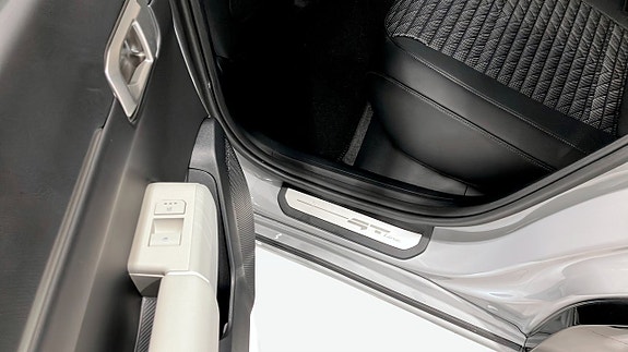 Kia EV4 14 of 19