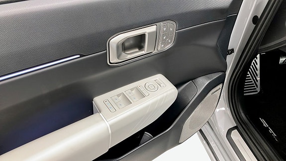 Kia EV4 15 of 19