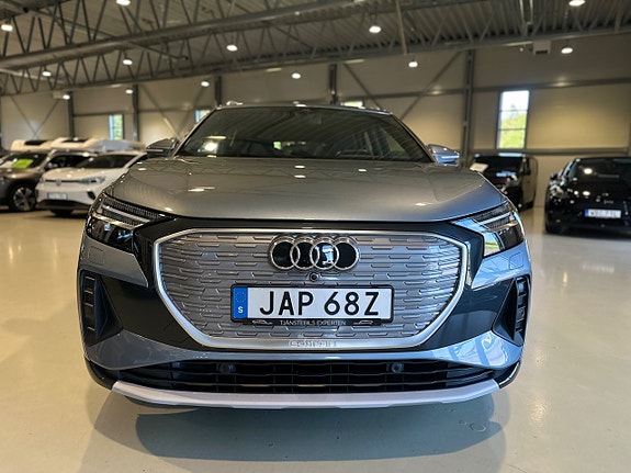 Audi Q4 e-tron 2 of 5
