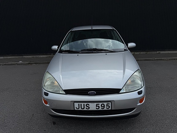 Ford Focus 8 of 10
