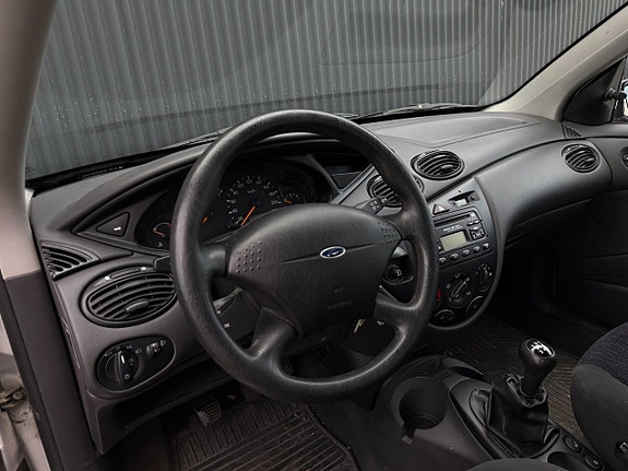 Ford Focus 9 of 10
