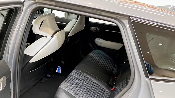 Kia EV4 9 of 11