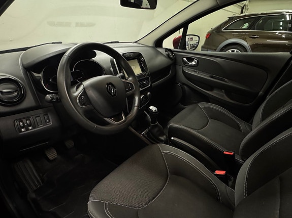 Renault Clio 9 of 19