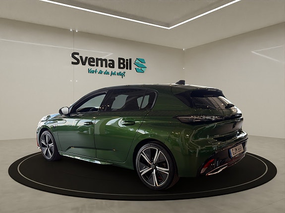 Peugeot 308 4 of 5