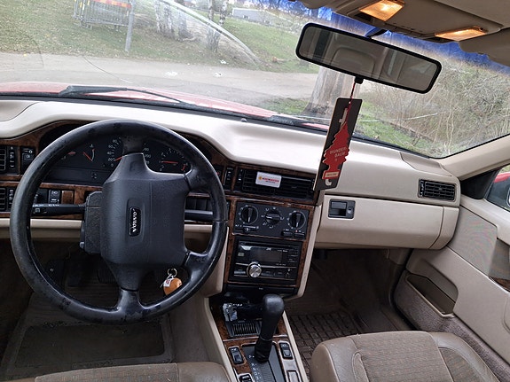 Volvo 850 2 of 5