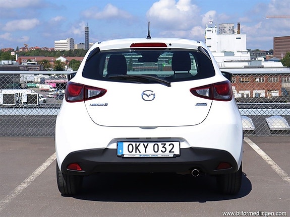 Mazda 2 19 of 20
