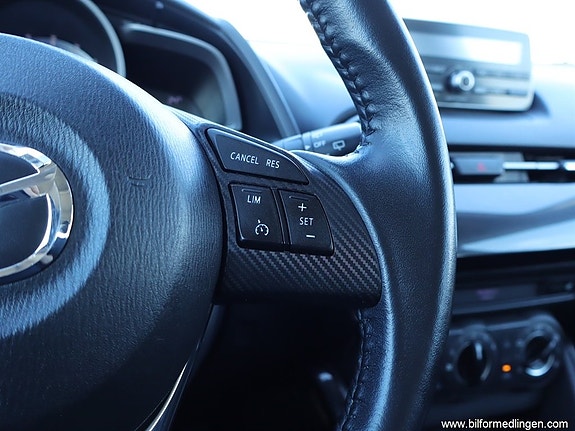Mazda 2 10 of 20