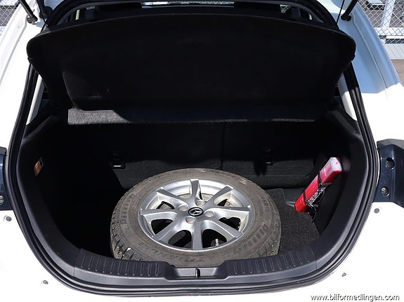 Mazda 2 17 of 20