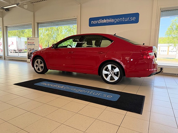 Skoda Octavia 3 of 5