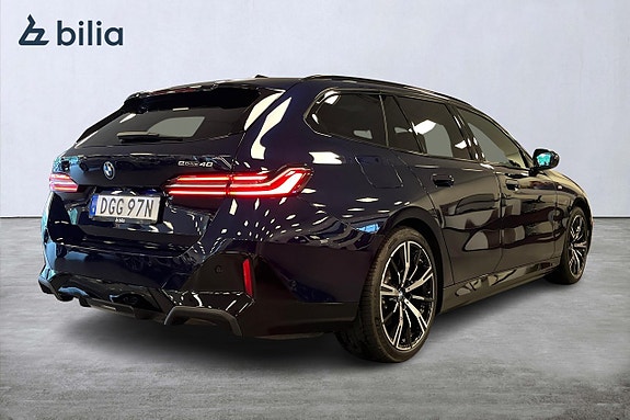 BMW i5 17 of 19