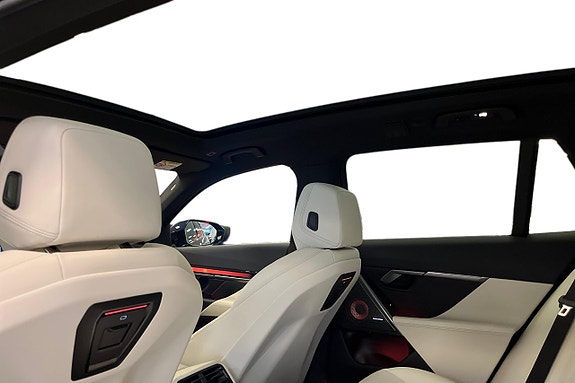 BMW i5 11 of 19