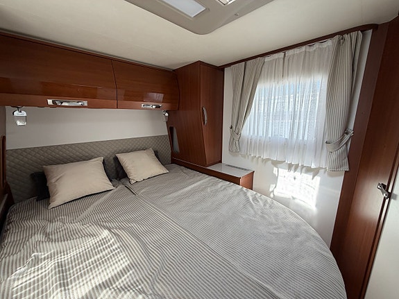 Rapido S70 7096F Queenbed - Automat - Alde - Ny kamrem - Lyx - Solcell! 14 of 17