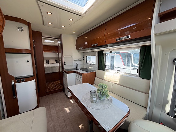 Rapido S70 7096F Queenbed - Automat - Alde - Ny kamrem - Lyx - Solcell! 9 of 17