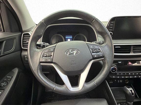 Hyundai Tucson 15 of 30