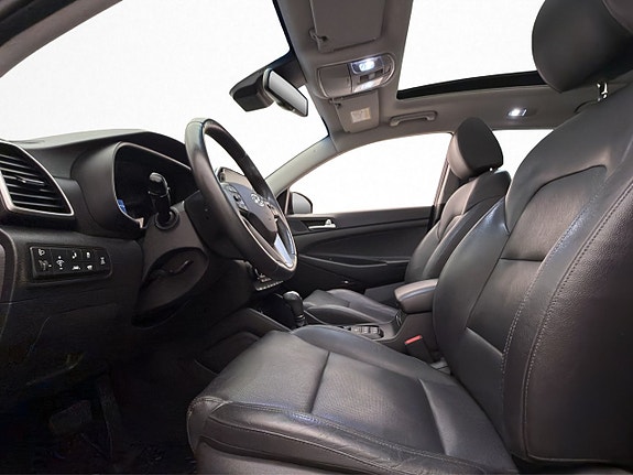 Hyundai Tucson 12 of 30