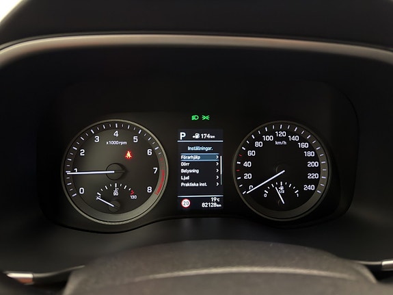 Hyundai Tucson 19 of 30